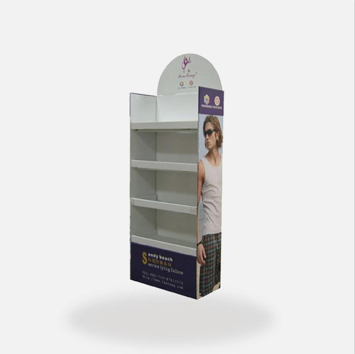 Kartonski stalak za majice